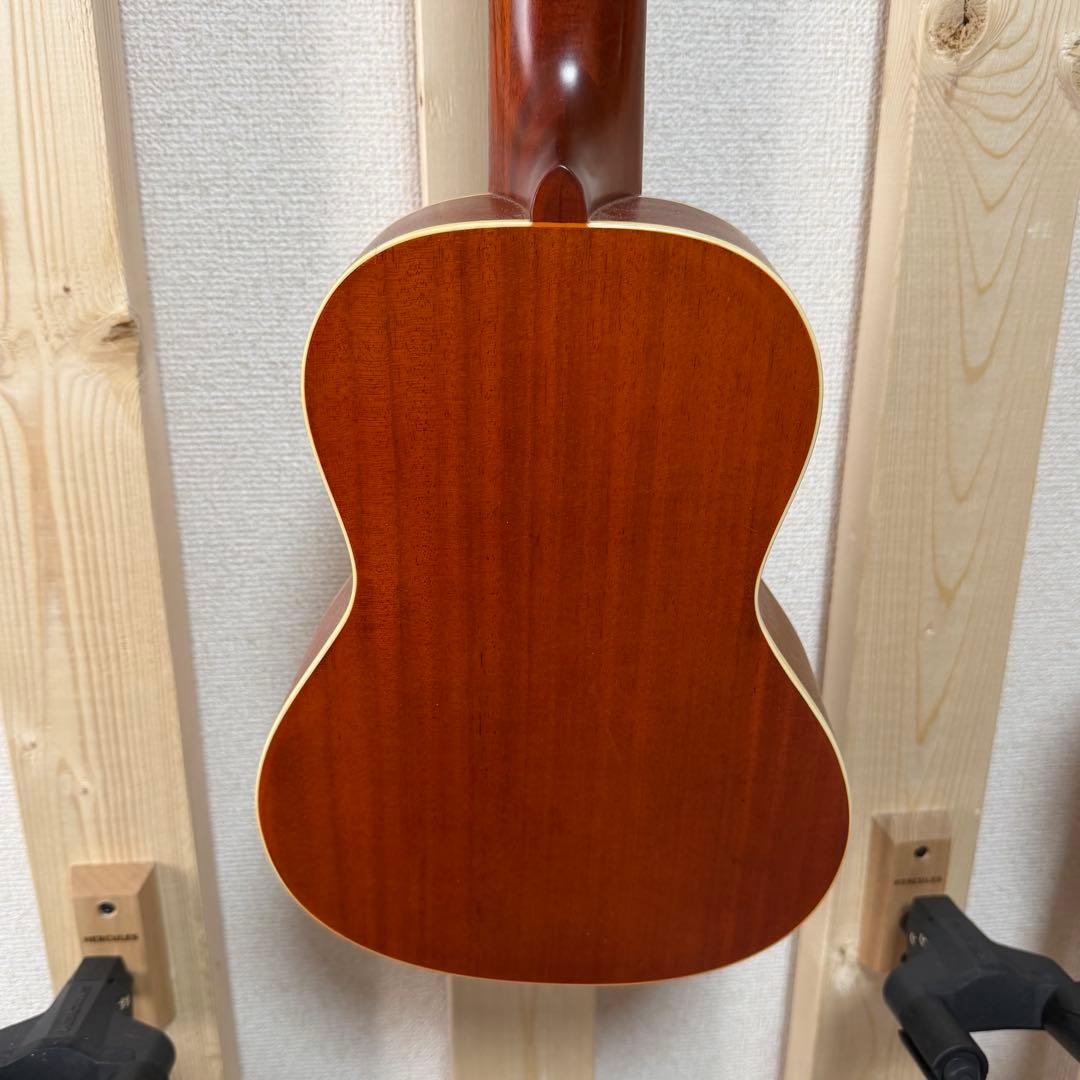 Aria ATU-120/6 ギタレレ ミニギター