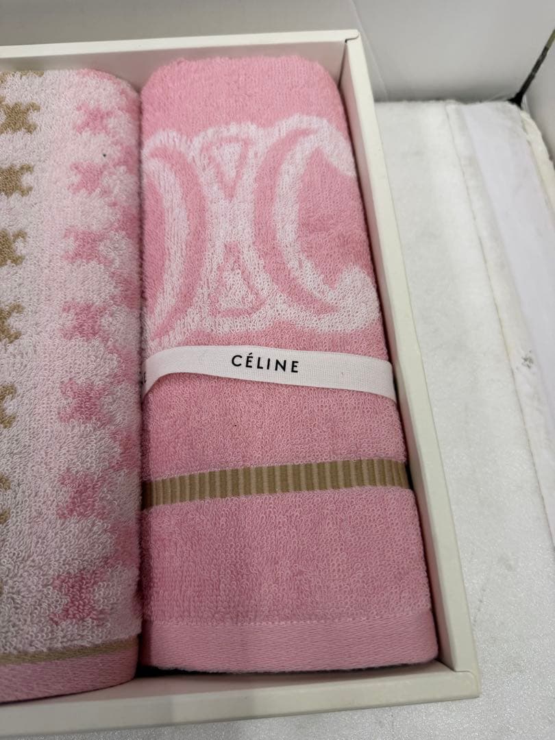 未使用　CELINE(セリーヌ)フラットシーツ2P&タオルケット