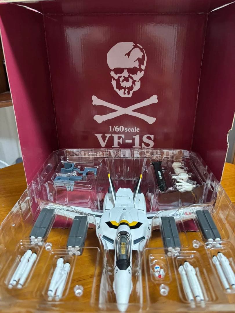 マクロス 1/60 VF-1S スーパーバルキリー