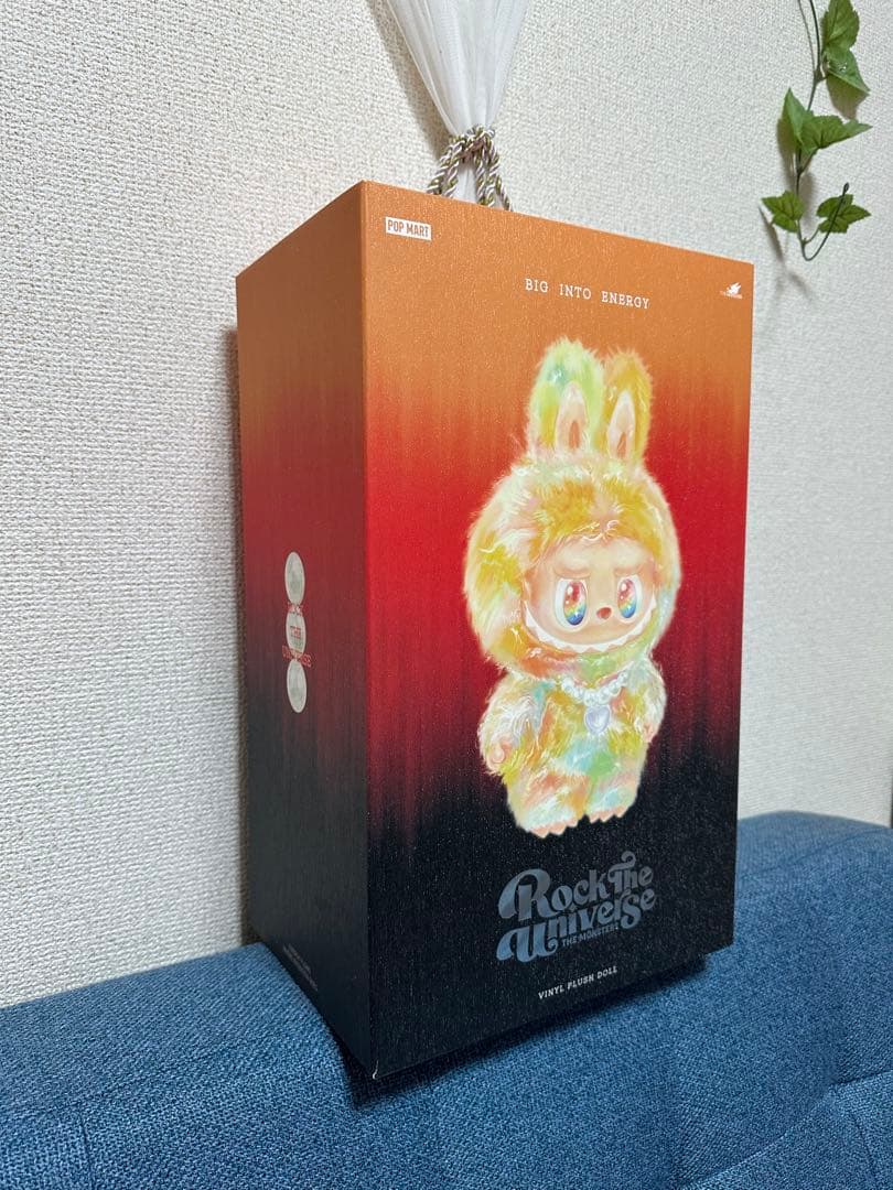 ラブブ　Big into Energy ROCK THE UNIVERSE