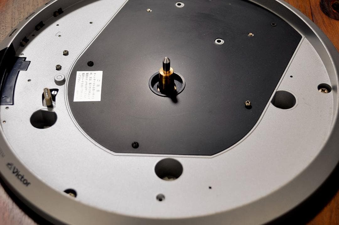 ★VICTOR　DD PLAYER　TT-71　大型重力級プレーヤーをもつ　♪