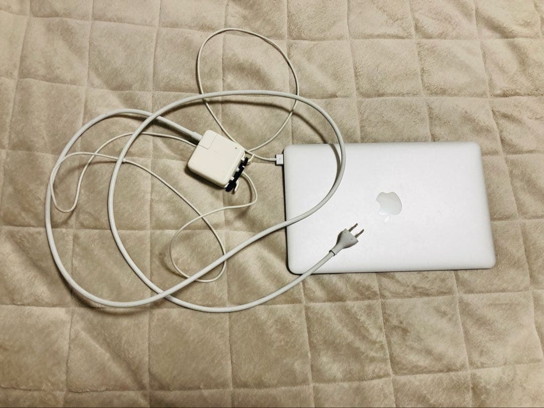 【DVDプレーヤーを付けます】Apple MacBook Air 2012年製