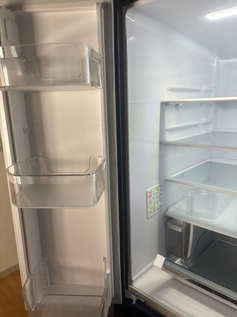 冷蔵庫HITACHI R-KX57N(X)型 保証書付き(567L/6ドア)