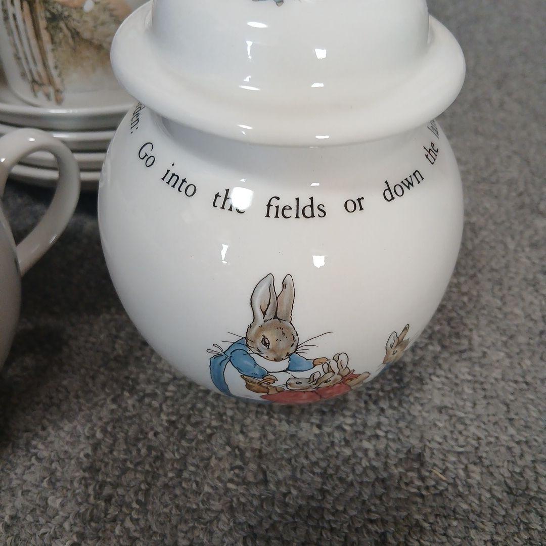 ピーターラビット ティーセット　旧刻印　　　ぬいぐるみ