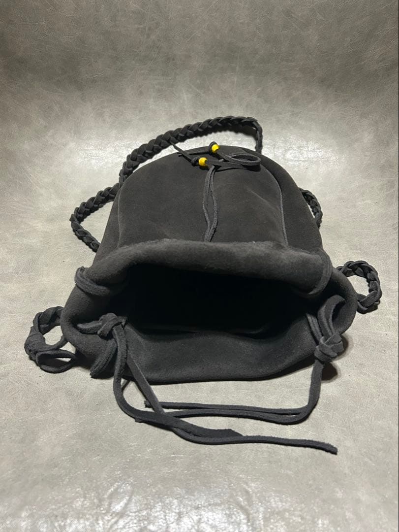 レザーショルダーバッグ