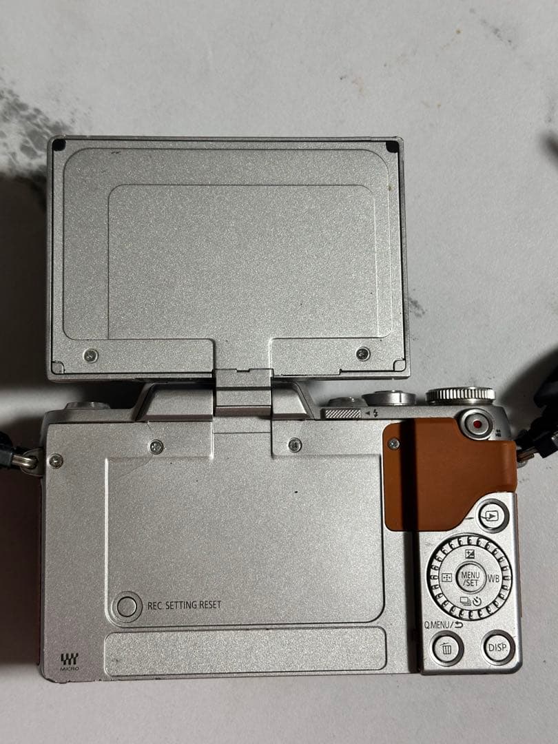 ゆ*離様 LUMIXカメラジャンク品(24時間以内発送)