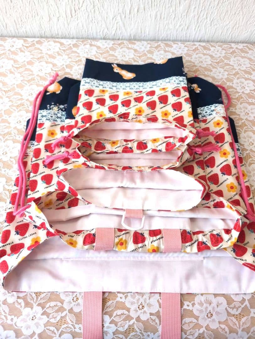 苺柄＆うさぎネイビー　入学入園8点セット、レッスンバック☆上履き袋☆体操着袋