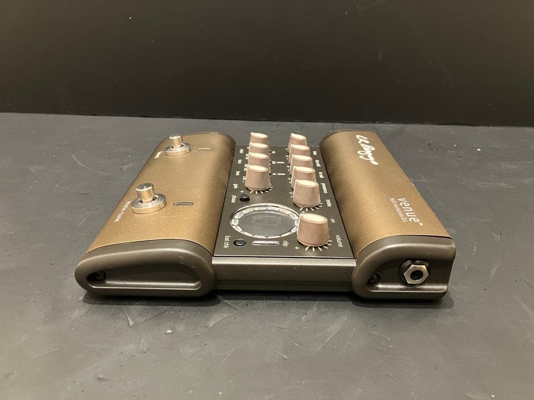 L.R. Baggs Venue アコースティックギター用プリアンプDI