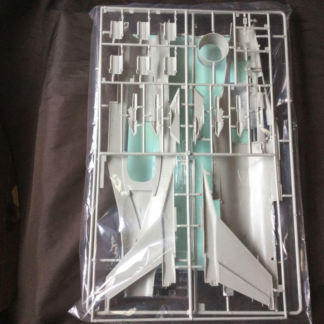 F-16A PLUS/C ファイティング ファルコン 1/32 ハセガワ　未組立