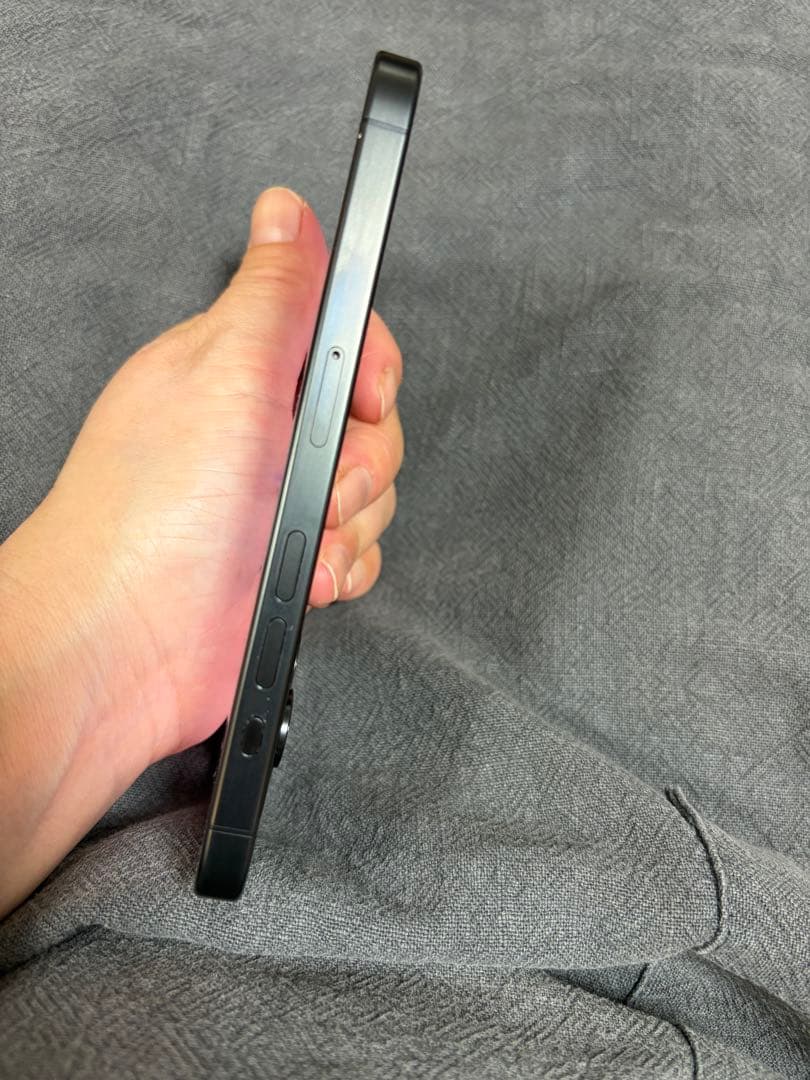 Apple iPhone 15 Pro 本体256GB