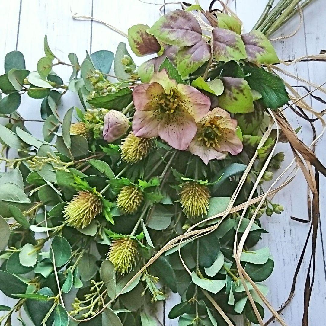 クリスマスローズのスワッグ