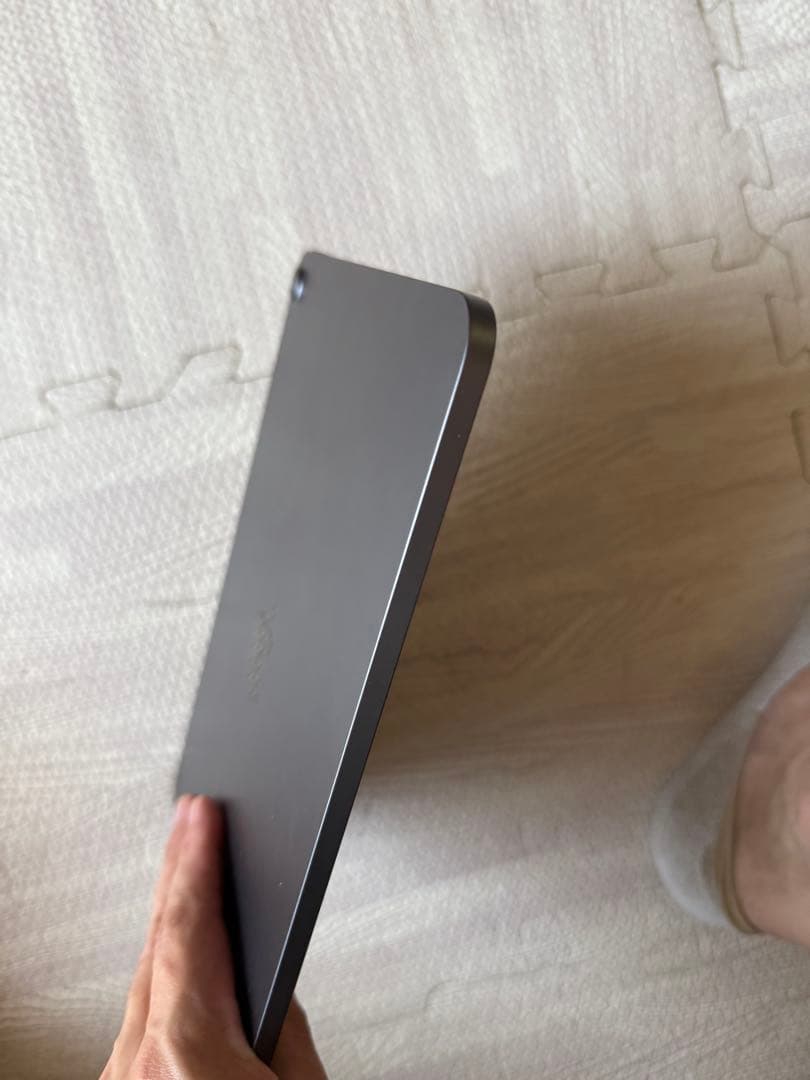 【美品】iPad Air第5世代10.9インチ256GBスペースグレイ付属品付き