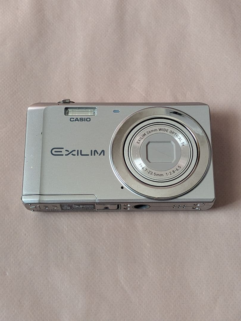 デジタルカメラ CASIO EX-ZS5