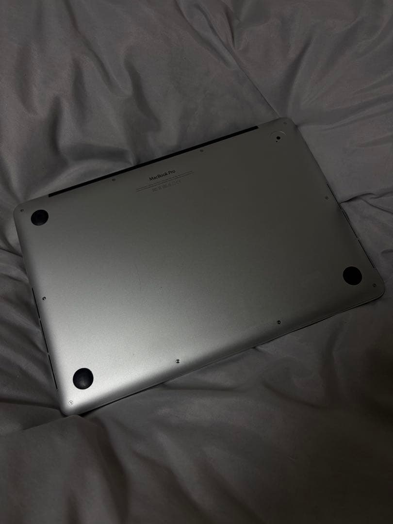 MacBookPro 13インチ　A1502 256GB
