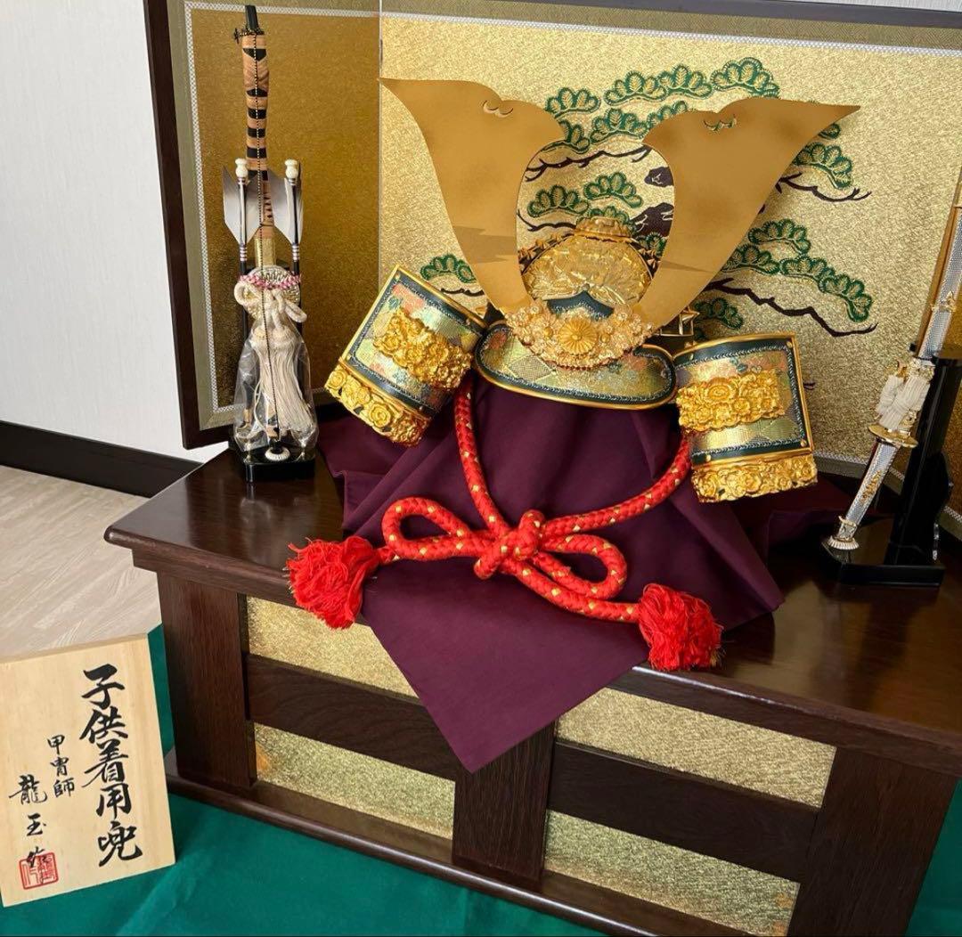 五月人形【着用兜飾り・オルゴール、陣羽織付き】