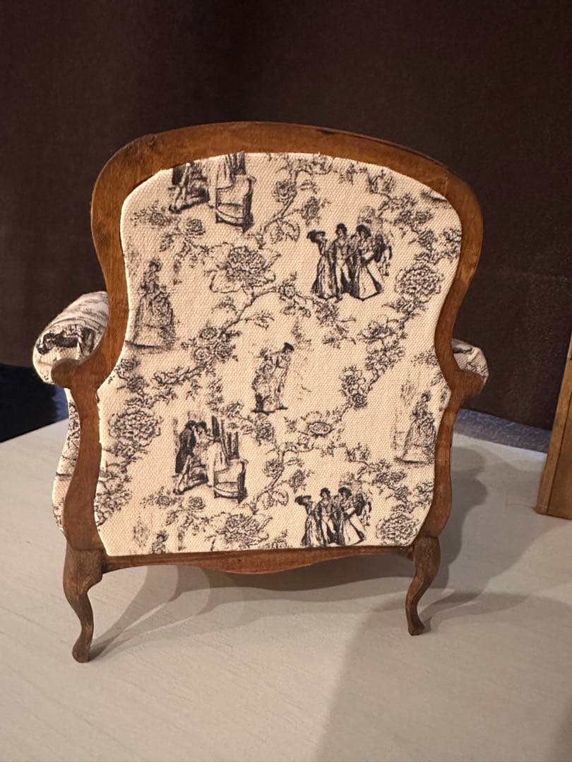 作家さま1/6 ミニチュア　アームソファ