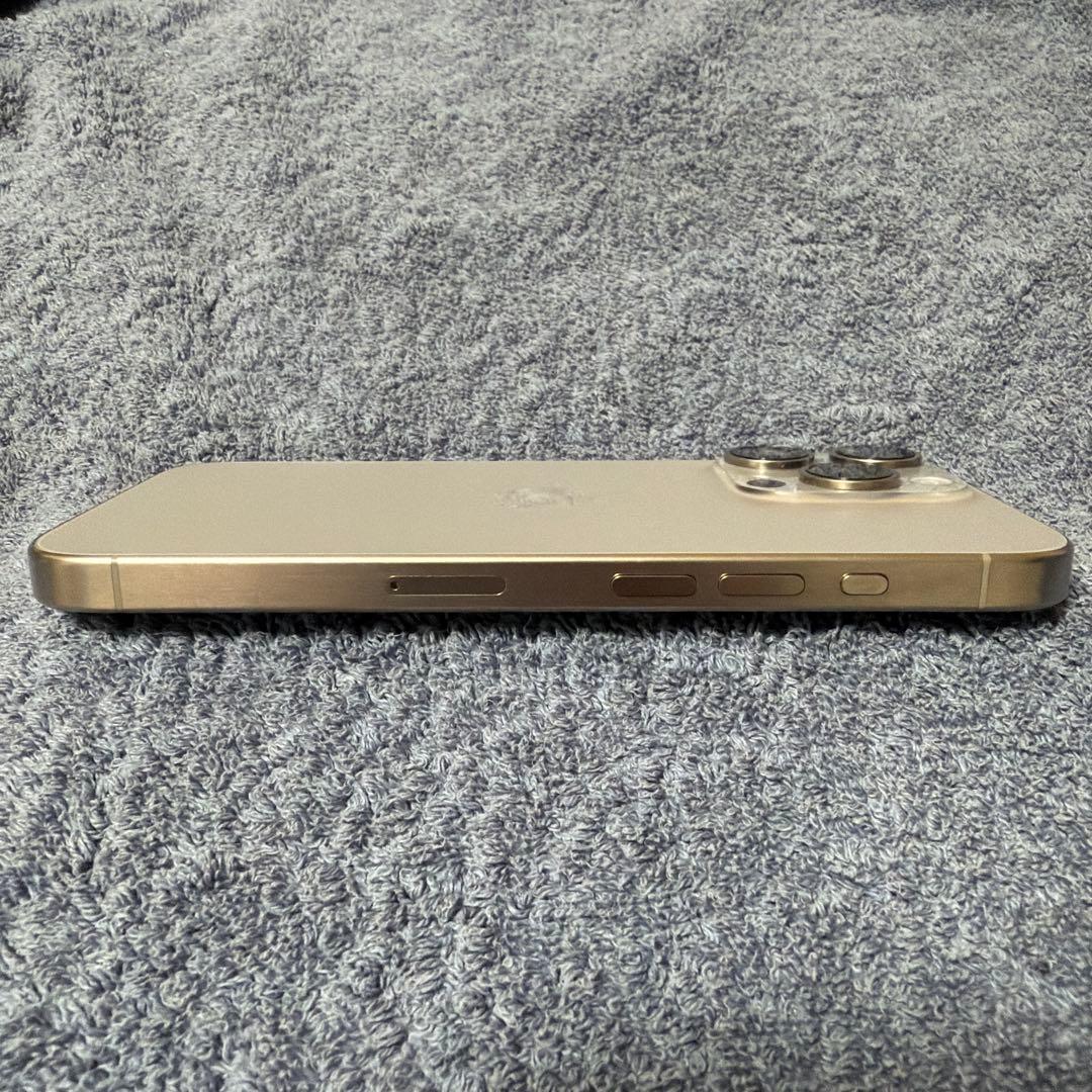 【美品】iPhone 15pro 128GB SIMフリーおまけ付き