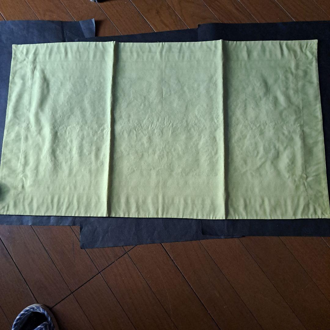 中国　正絹刺繍　精密刺繍　工芸品の敷物　お祭り風景図　極上