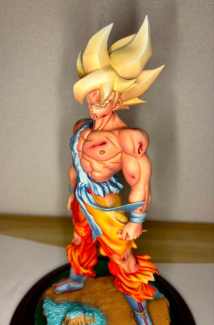 ドラゴンボール孫悟空　リペイント フィギュア スーパーサイヤ人伝説の超サイヤ人