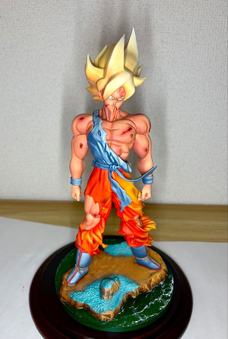 ドラゴンボール孫悟空　リペイント フィギュア スーパーサイヤ人伝説の超サイヤ人