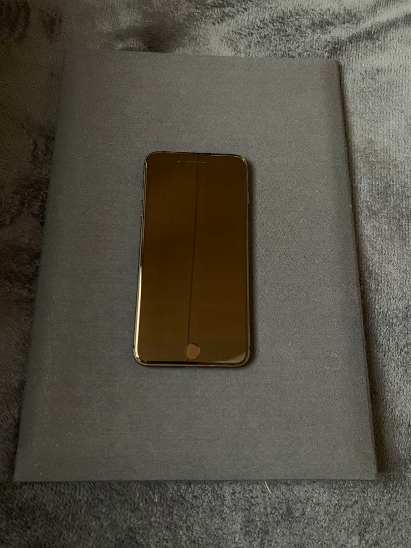 Apple iPhone 8 Plus スペースグレー 箱付き　SIMフリー