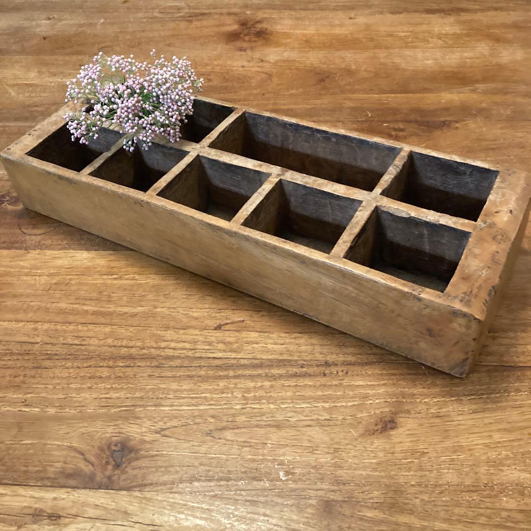 【値下げ】木箱　仕切り　アンティーク ビンテージ　ディスプレイ