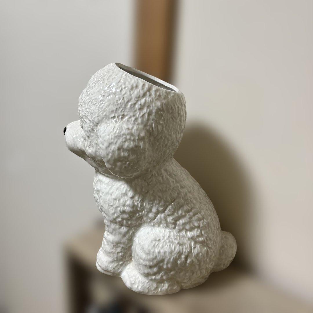 期間限定出品　ホワイトプードル陶器製　花瓶