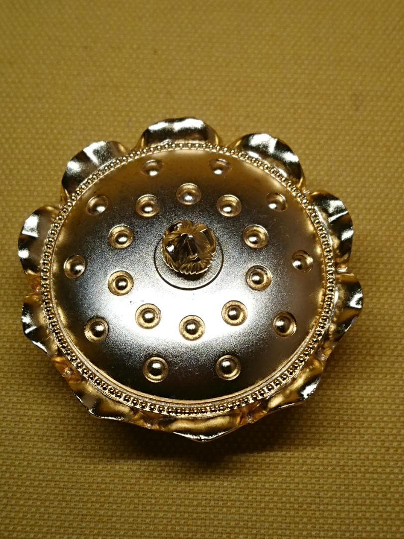 仏教美術　香炉　銅製　本金メッキ　置物　インテリア　工芸品　美術品　A1358