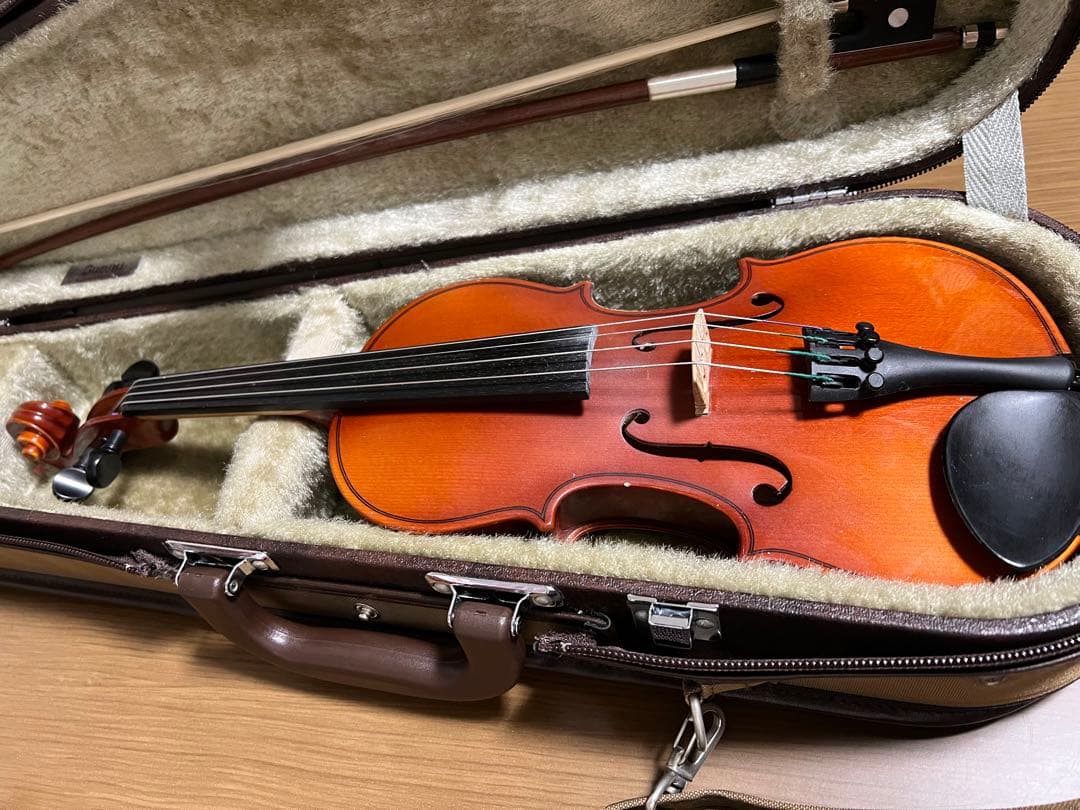 スズキバイオリン No.200 本体1/8 ケース付き