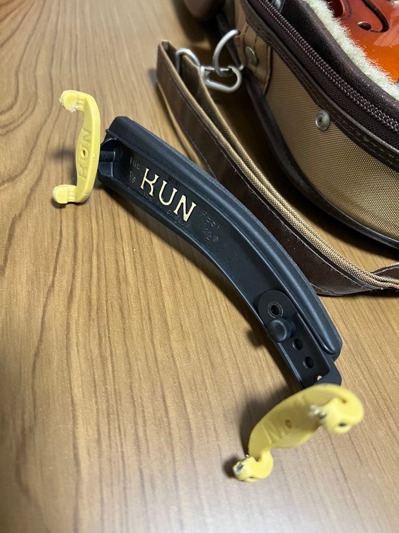 スズキバイオリン No.200 本体1/8 ケース付き