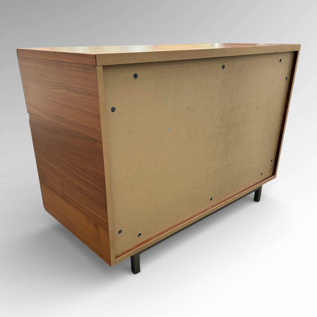 美品　BoConcept サイドボード 北欧　モダン　２枚扉　引き出し