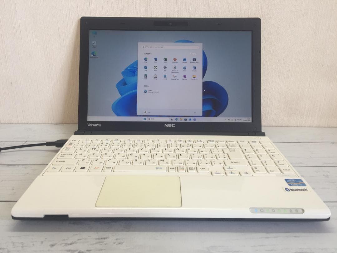 NEC PC-VK20HHZ 13.3型/8G/Office2024/win11