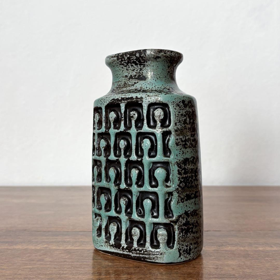 【東ドイツ Haldenslebenの花瓶】ヴィンテージ 409