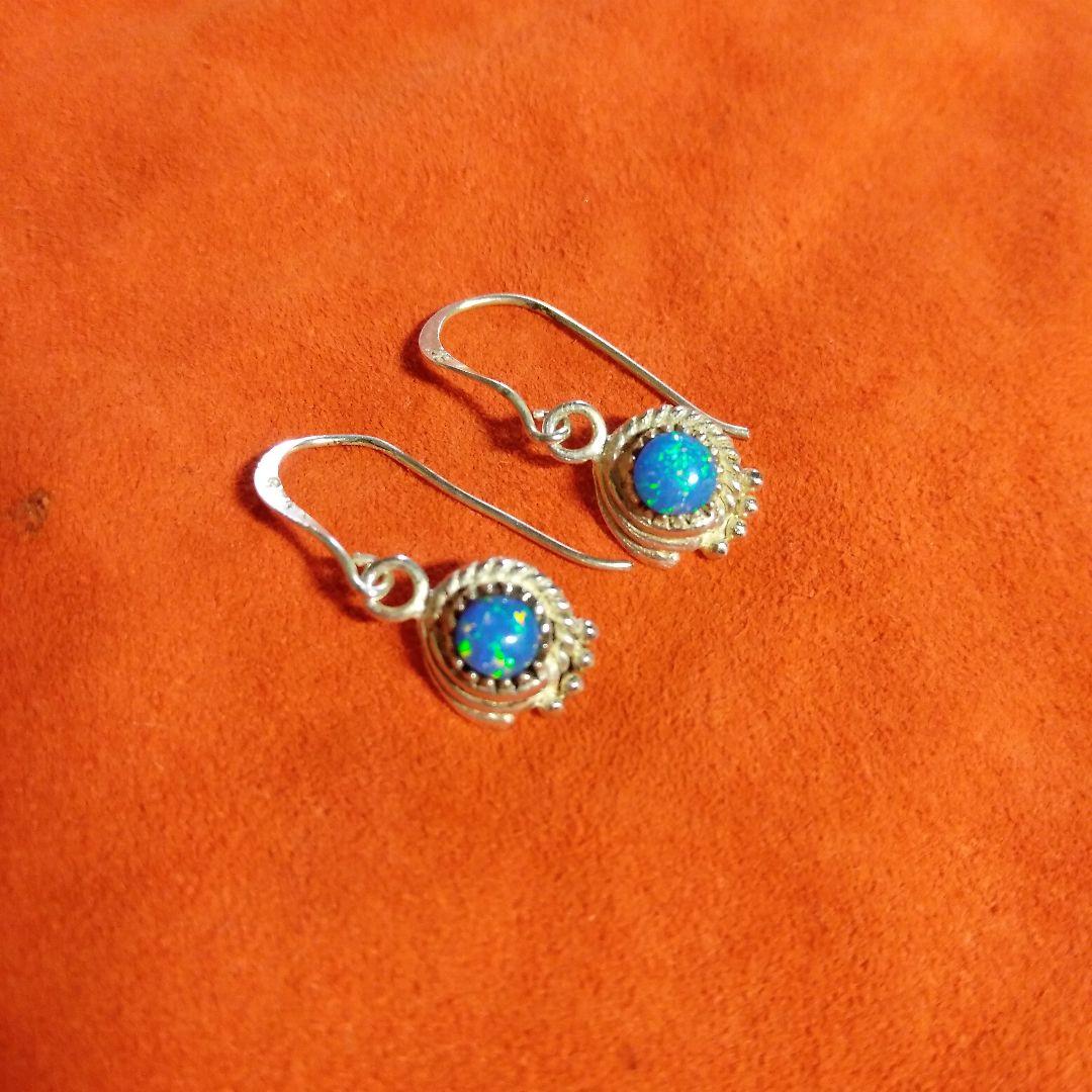 インディアンジュエリー　ハンドメイド製　オパール　silverピアス