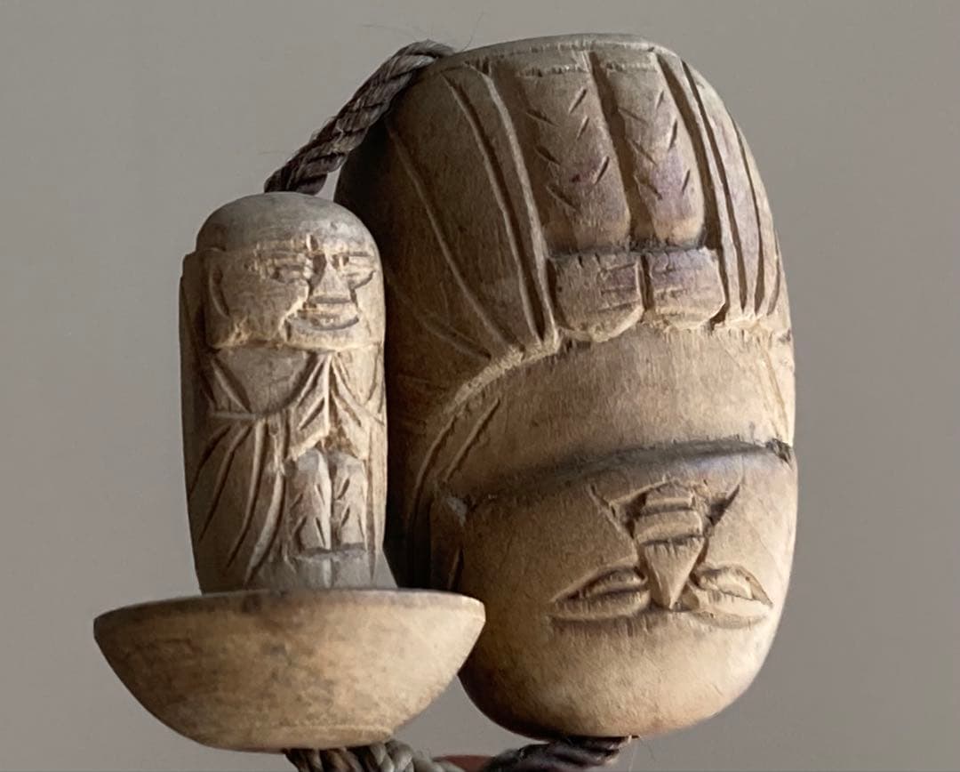 【からくり笑い仏 民衆仏 木彫根付け 約2〜4㎝ 明治後期〜頃】帯飾りお守り仏像