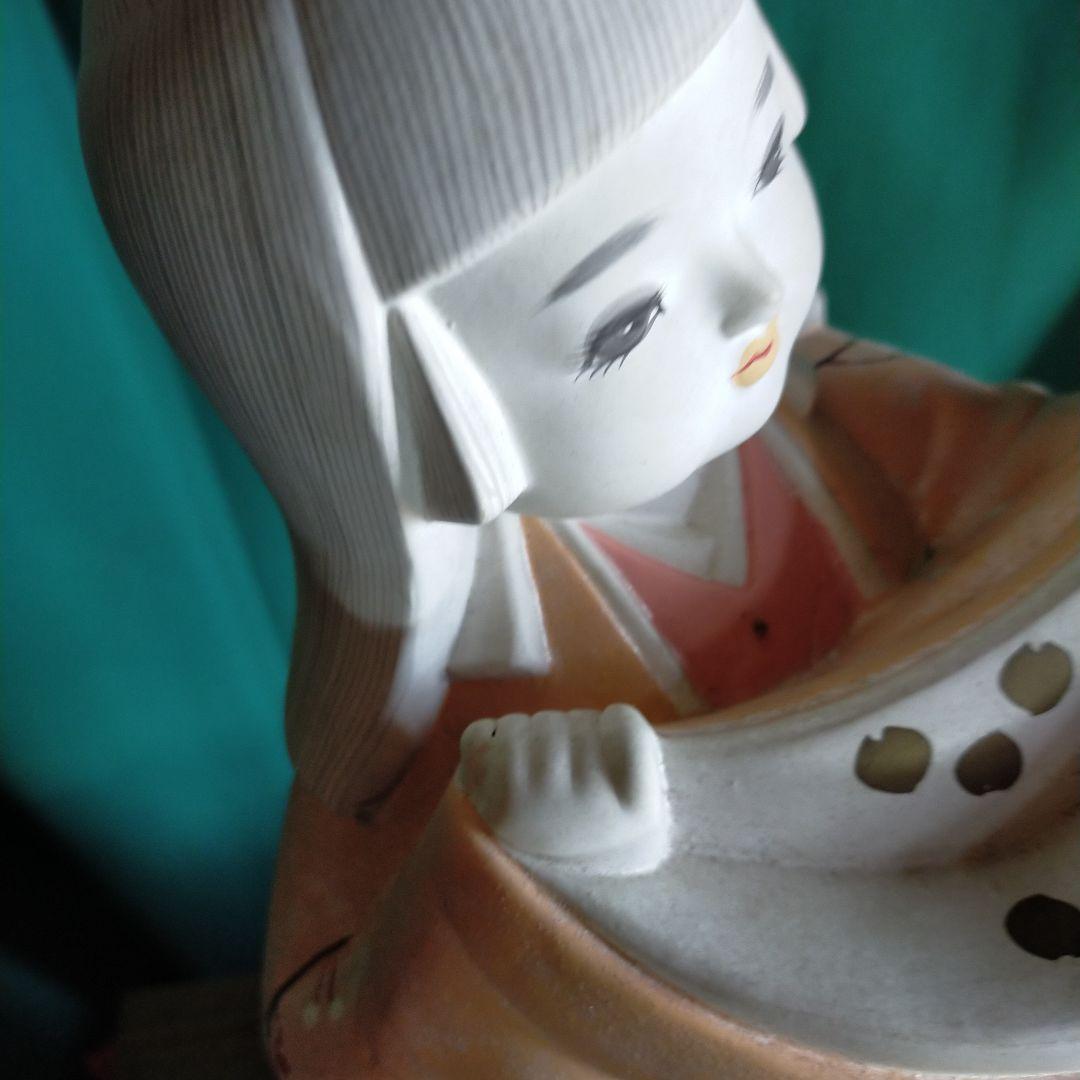 可愛らしい女の子・博多人形