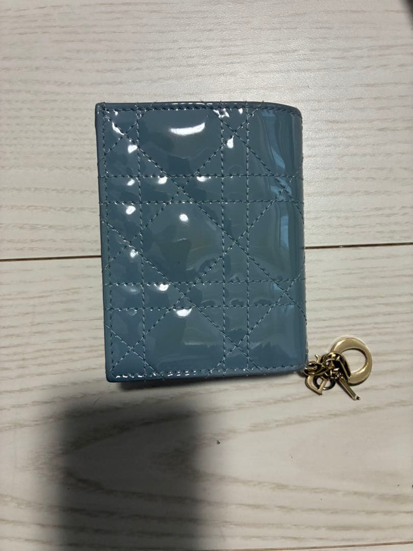 Dior エナメルレザー ミニ財布 ライトブルー