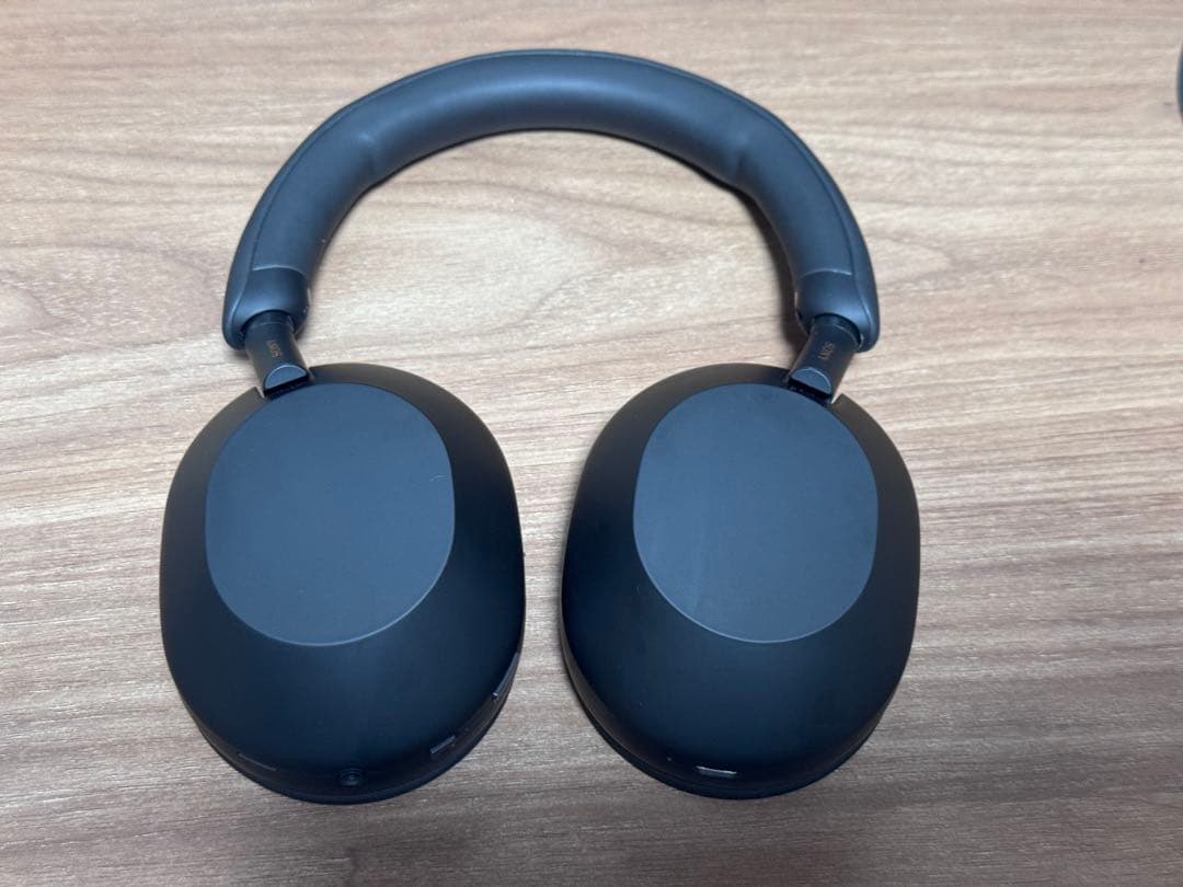 み*れ様 SONY WH-1000XM5 ワイヤレスヘッドホン ブラック