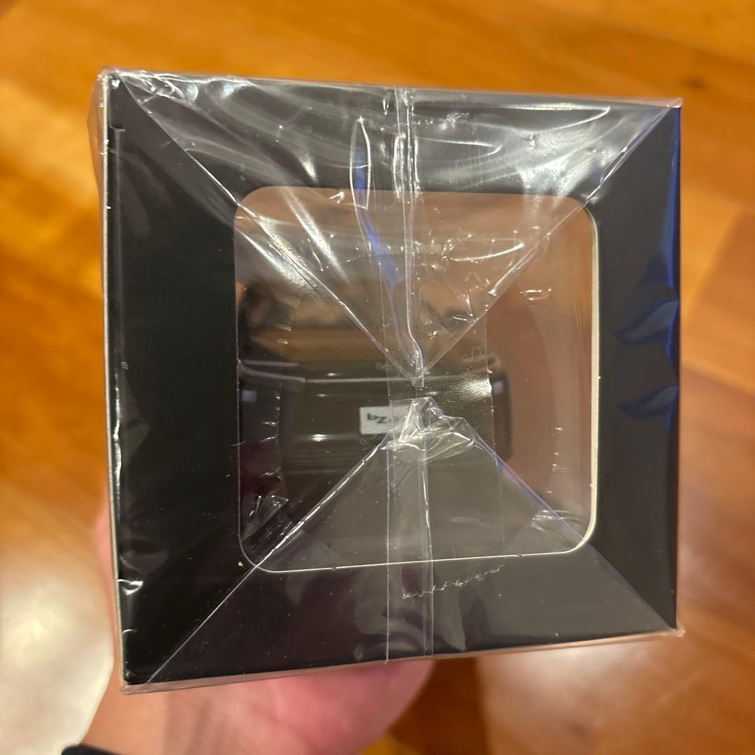 新型　トヨタ bZ4X ミニカー 1/30 カラーサンプル