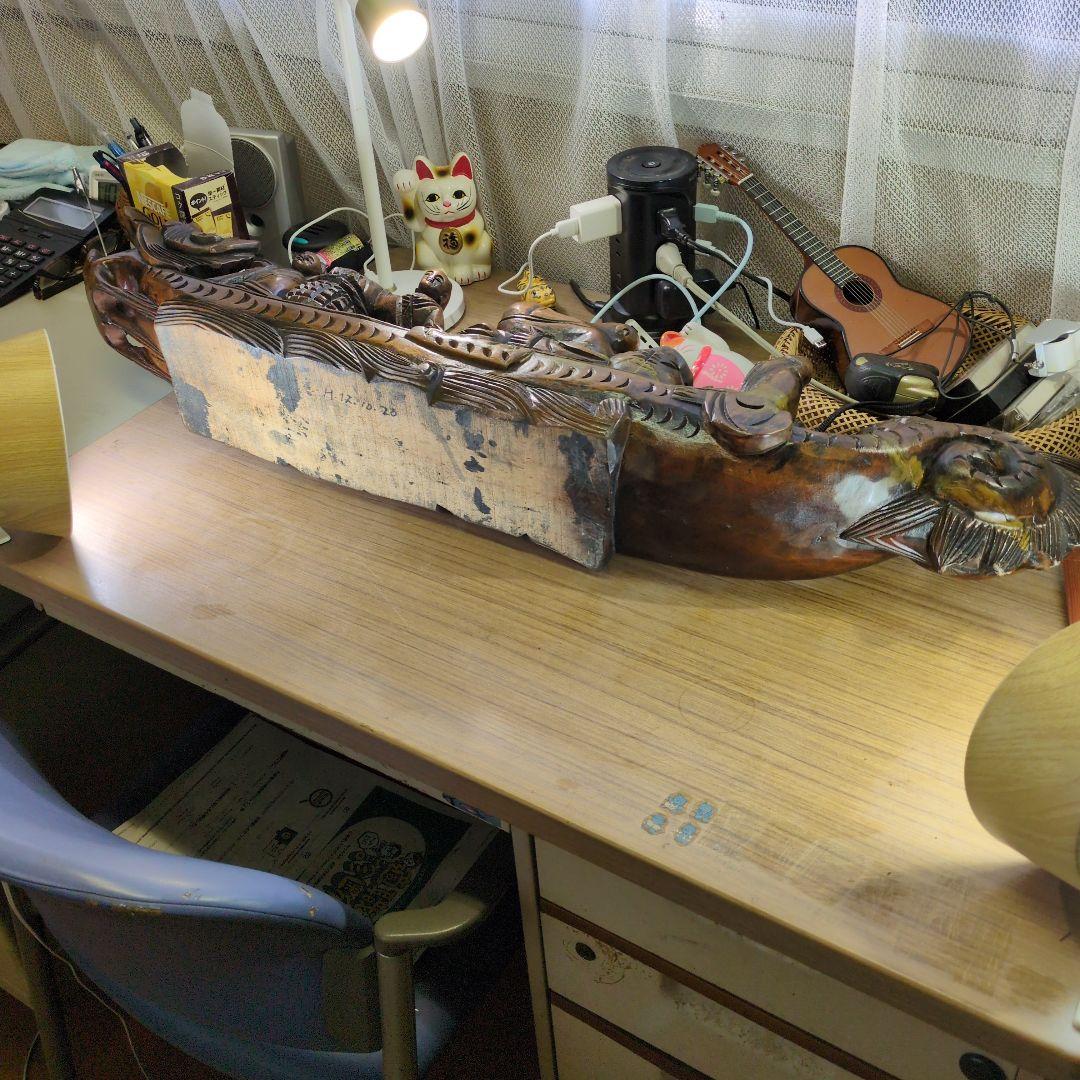 木製彫刻船 キャラクター装飾