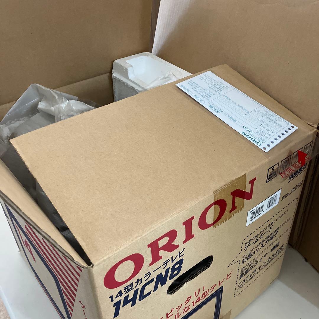 オリオンカラーテレビ　14CN8未使用