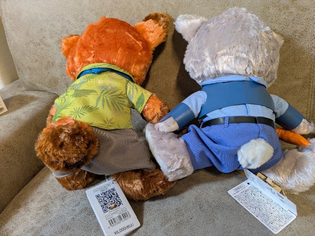 ★DISNEY STORE　 新品タグ付　お顔厳選　 ギフト　プレゼント