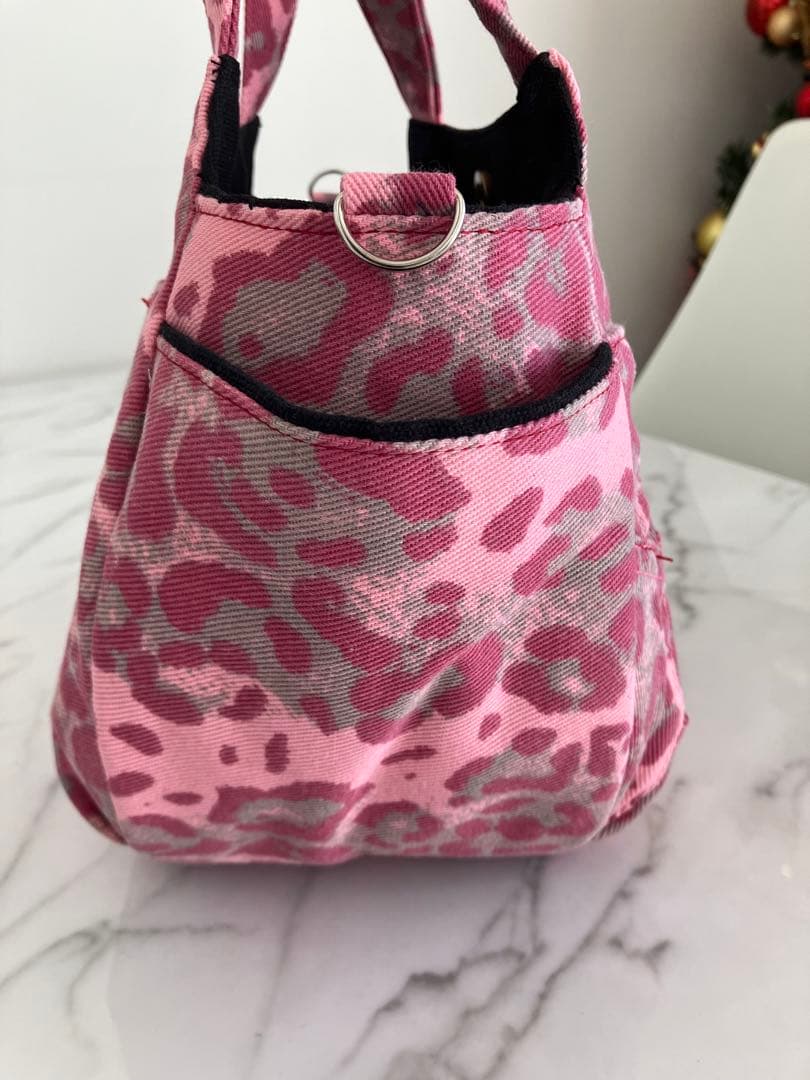 950 あや　ピンクヒョウ柄デニムリメイクバック　ハンドメイド