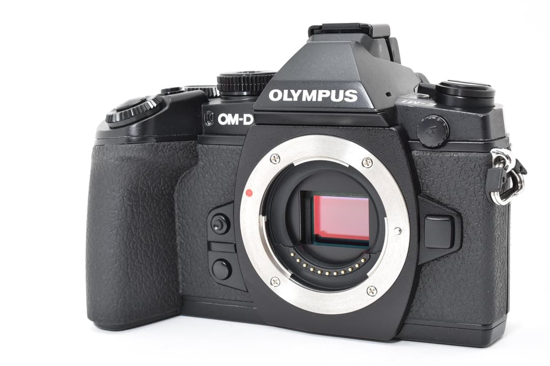 OLYMPUS OM-D E-M1 ボディ ブラック 0240