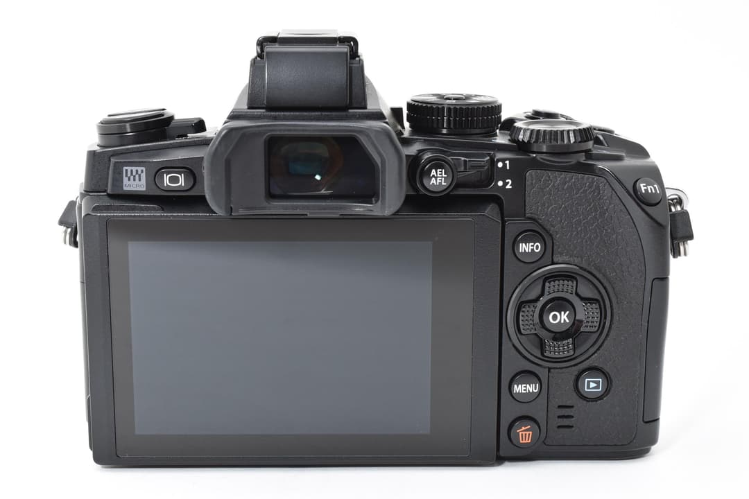 OLYMPUS OM-D E-M1 ボディ ブラック 0240
