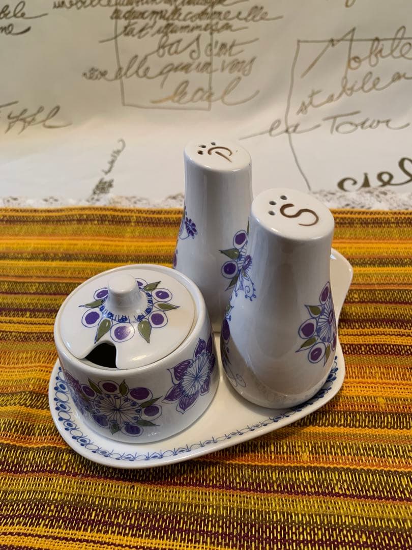 北欧ビンテージ　figgjo フィッギオ　美品Lotte柄の可愛い調味料セット！