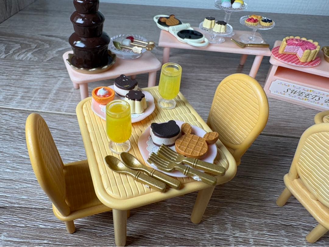 シルバニア　スイーツビュッフェ