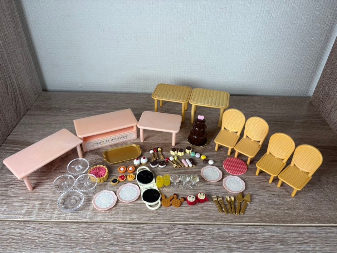 シルバニア　スイーツビュッフェ