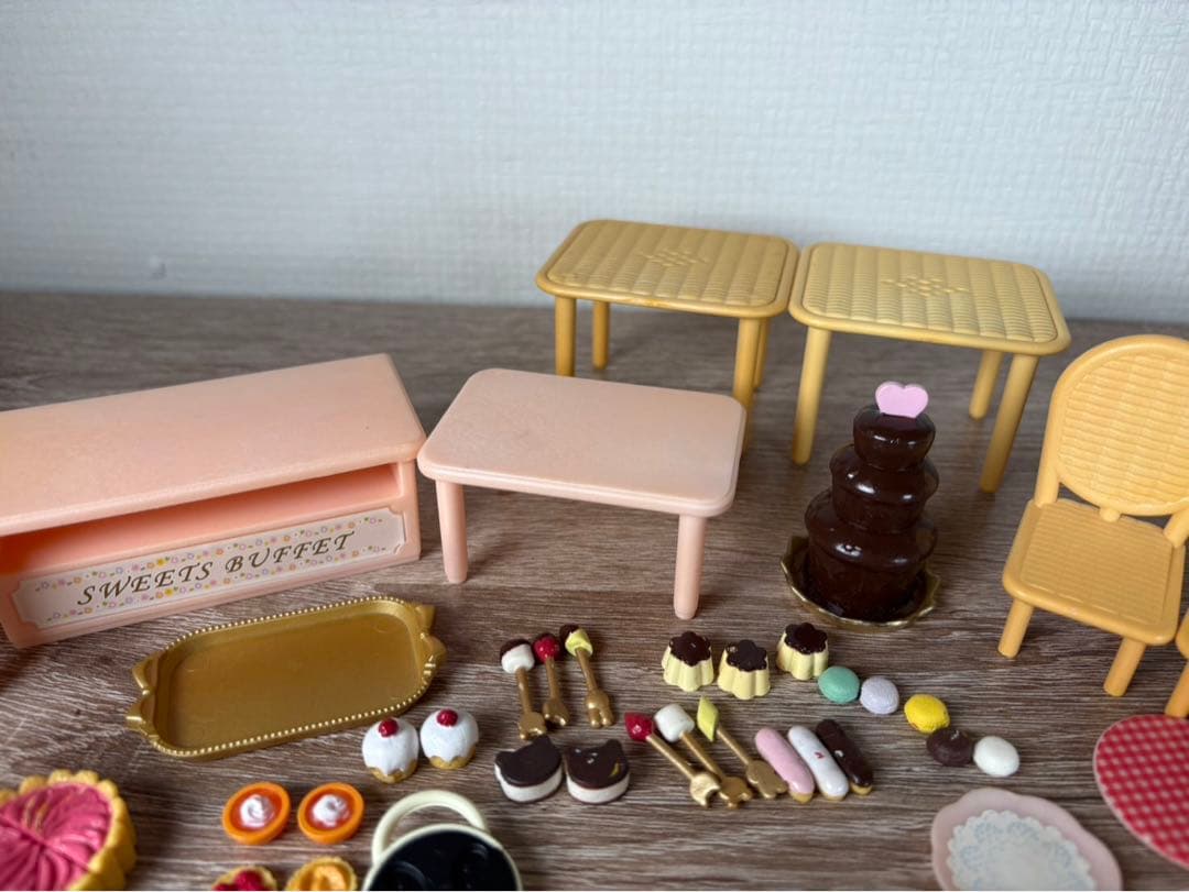 シルバニア　スイーツビュッフェ