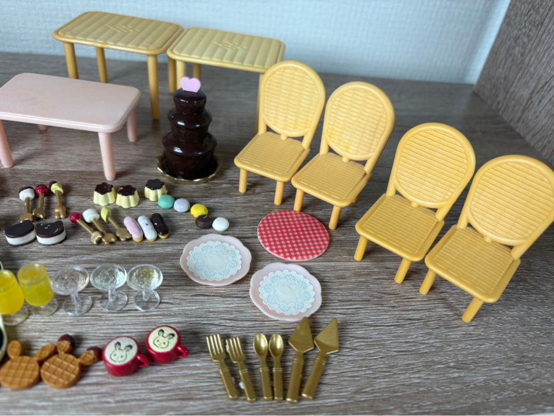 シルバニア　スイーツビュッフェ